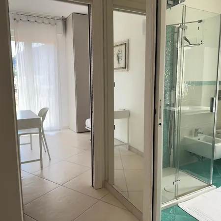 شقة Exclusive Penthouse, Sea View, 100m From The ألاسيو