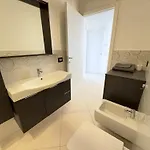 アパート Exclusive Penthouse, Sea View, 100m From The