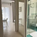 アパート Exclusive Penthouse, Sea View, 100m From The アラッシオ