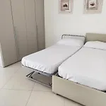 Exclusive Penthouse, Sea View, 100m From The Lejlighed Alassio