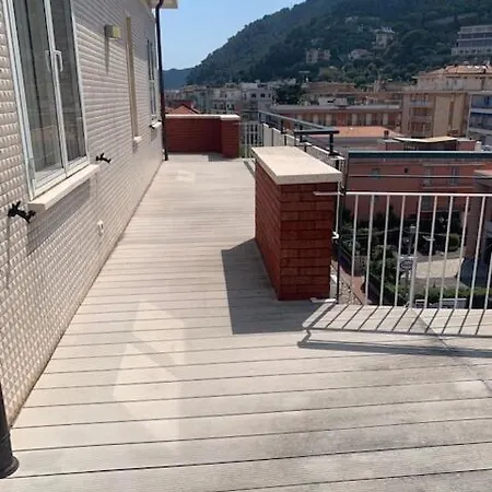 Exclusive Penthouse With Solarium 100m From Sea Apartment