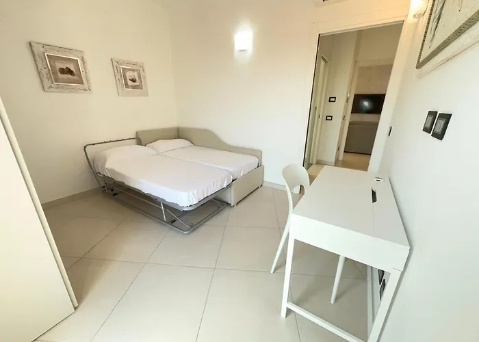 Exclusive Penthouse, Sea View, 100m From The