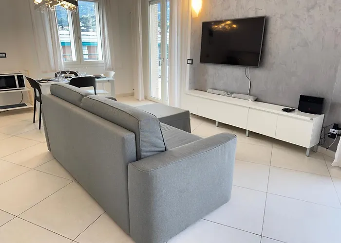 Exclusive Penthouse, Sea View, 100m From The