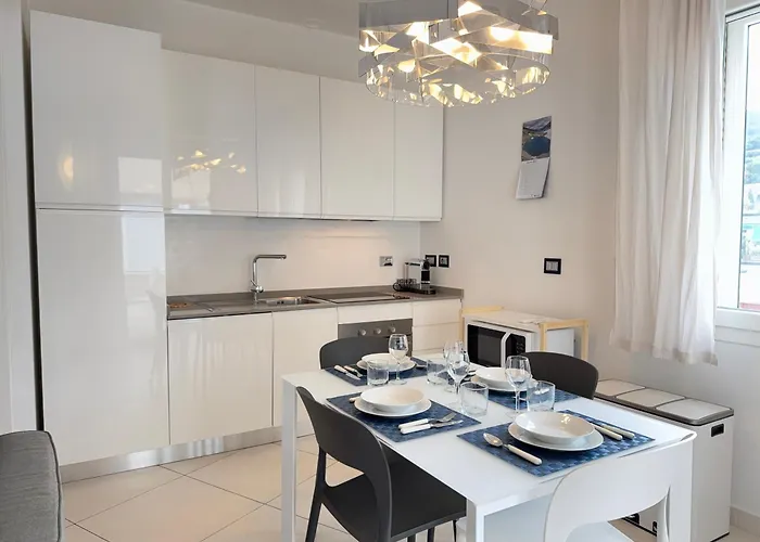 Exclusive Penthouse, Sea View, 100m From The