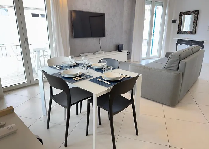 Exclusive Penthouse, Sea View, 100m From The Daire *